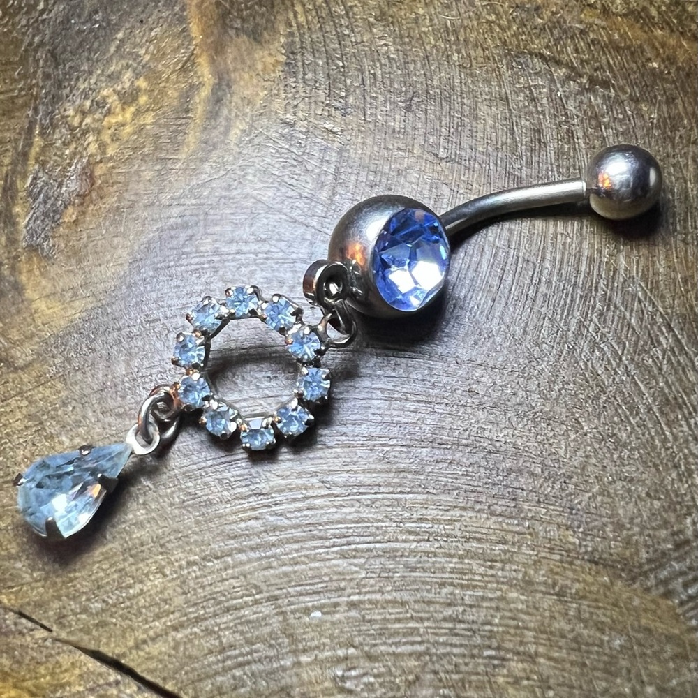 Dangle belly ring